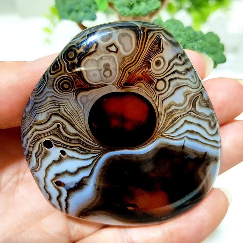 EBET Sardonyx Agate Palm Stones for Meditation and Feng Shui