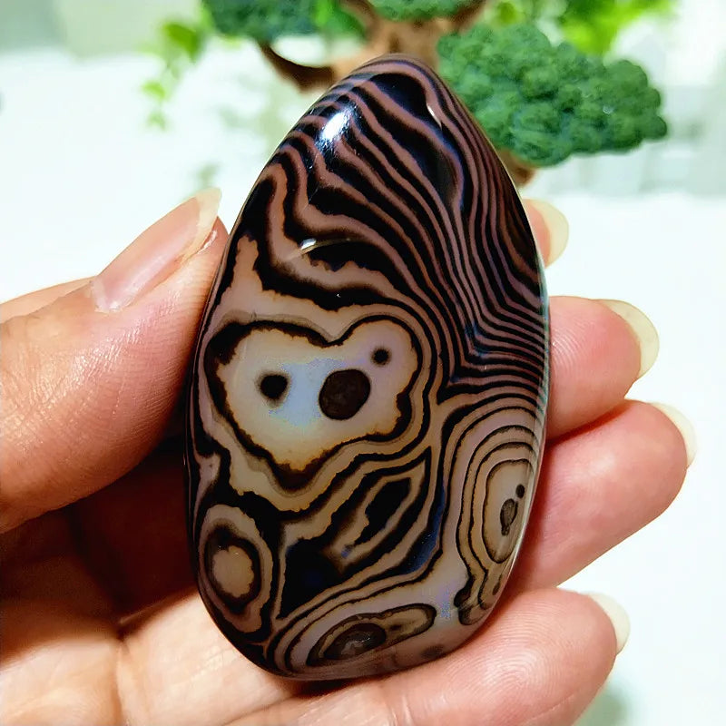 EBET Sardonyx Agate Palm Stones for Meditation and Feng Shui